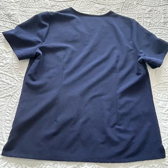 FIGS Classic Blue V-Neck Scrub Top - Picture 7 of 8